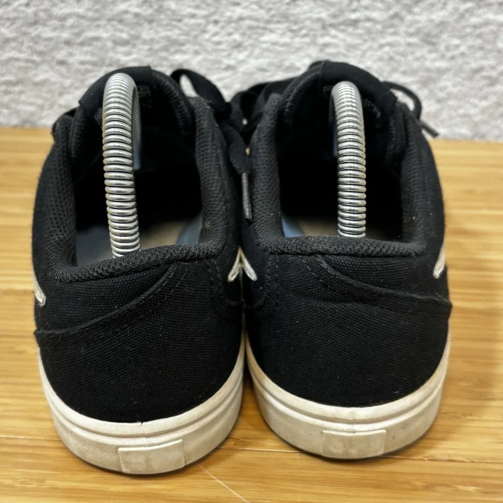 Nike Womens SB Check Solarsoft 921463-010  Sneakers Size 9 Black White canvas
